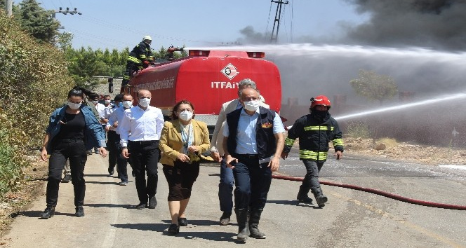 Gaziantep'te tekne deposunda yangın